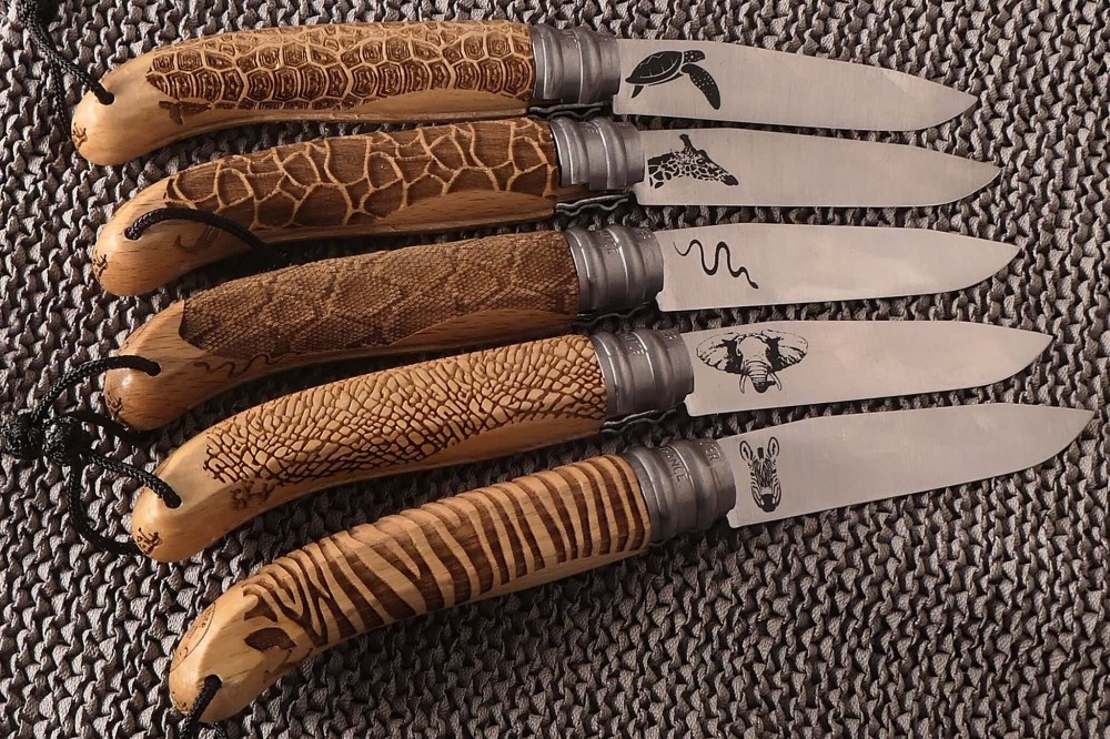Messer Wien Taschenmesser von Gravoo. Mit gelaserten Griffen, die sich anfühlen wie Tierfell. gravoo-taschenmesser-tiermotive