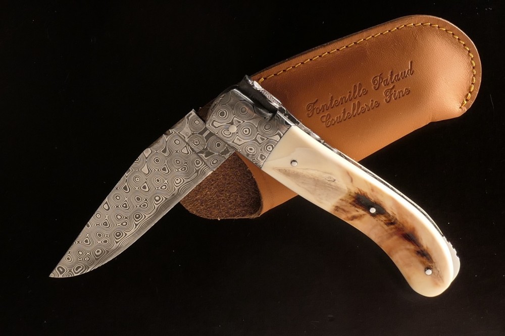 Messer Wien Fontenille Pataud Laguiole Sport. Klinge: Damasteel, Griffmaterial: Warzenschweinhauer. franzoesische-taschenmesser-fontenille-pataud-damasteel-damastbacken-warzenschweinhauer-phacochere-backlock-rostfrei